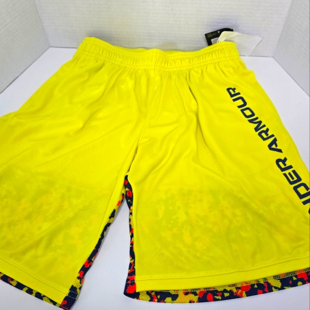 Boys Under Armour shorts